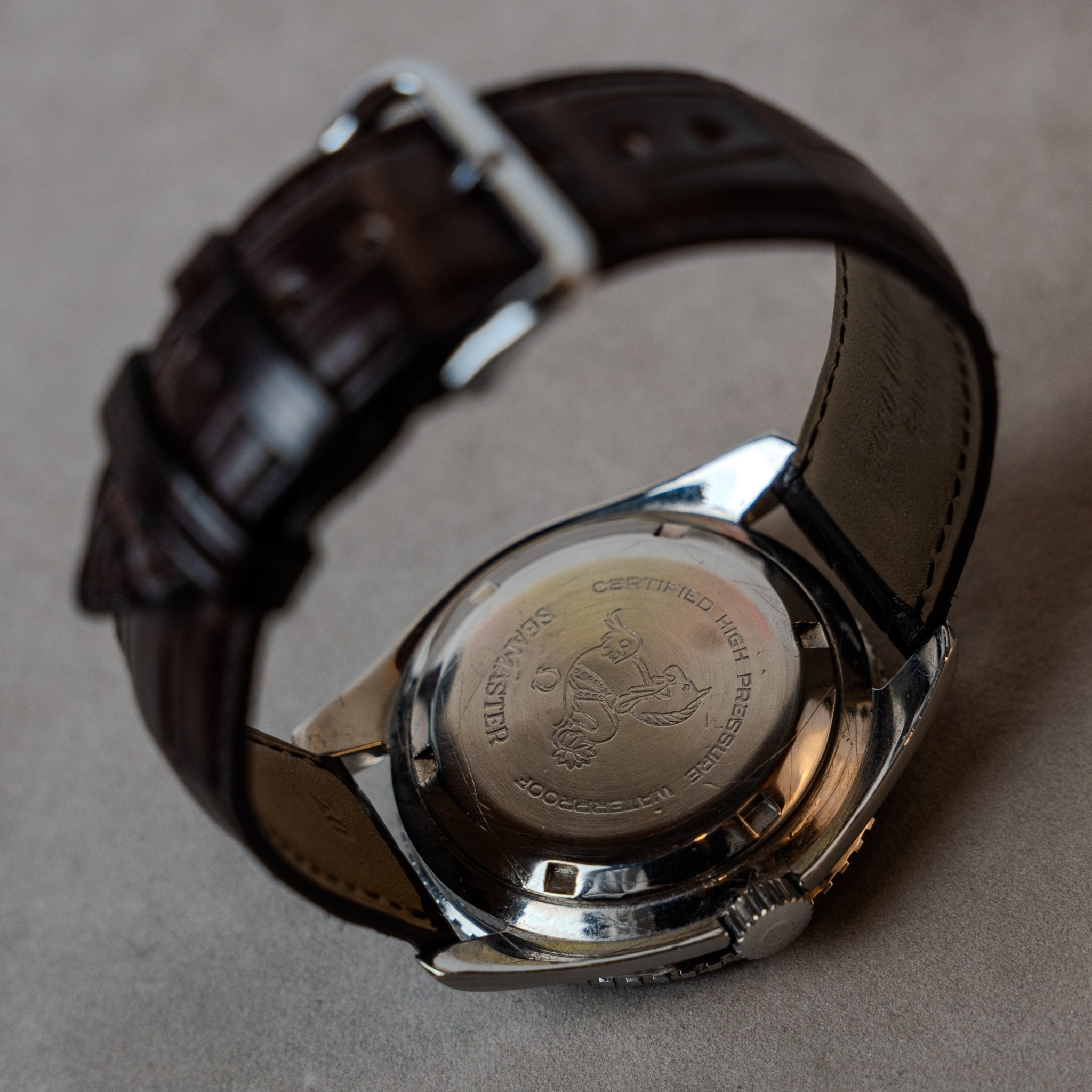 OMEGA SEAMASTER AUTOMATIC 300 "BIG TRIANGLE" - montre vintage - Contre - Temps Paris