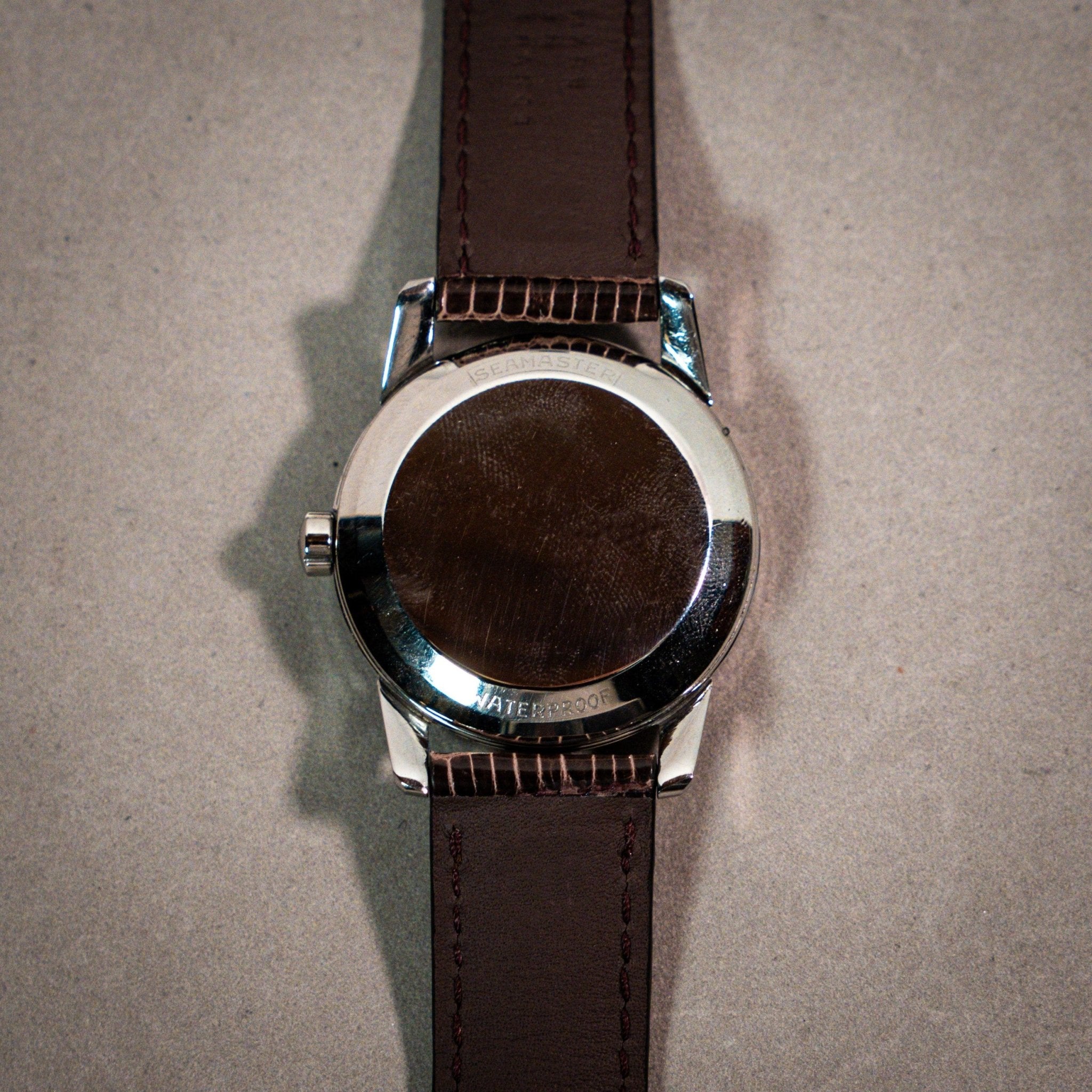 OMEGA SEAMASTER NID D'ABEILLES 2 TONS - montre vintage - Contre - Temps Paris