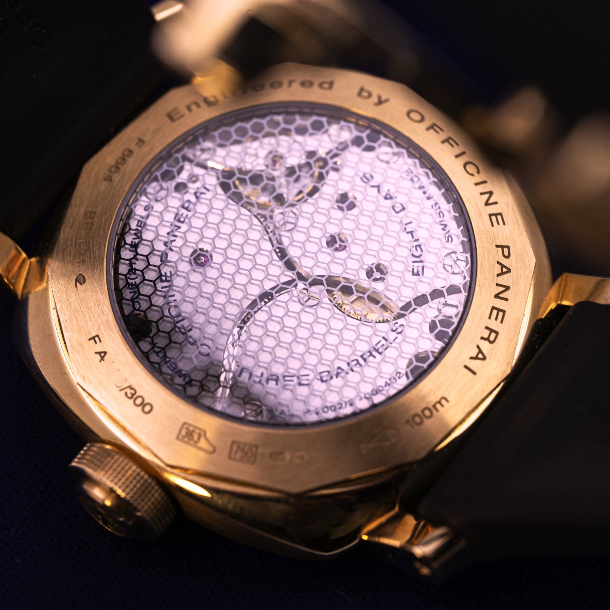 PANERAI FERRARI GRANTURISMO GMT 8 DAYS OR ROSE - montre vintage - Contre - Temps Paris