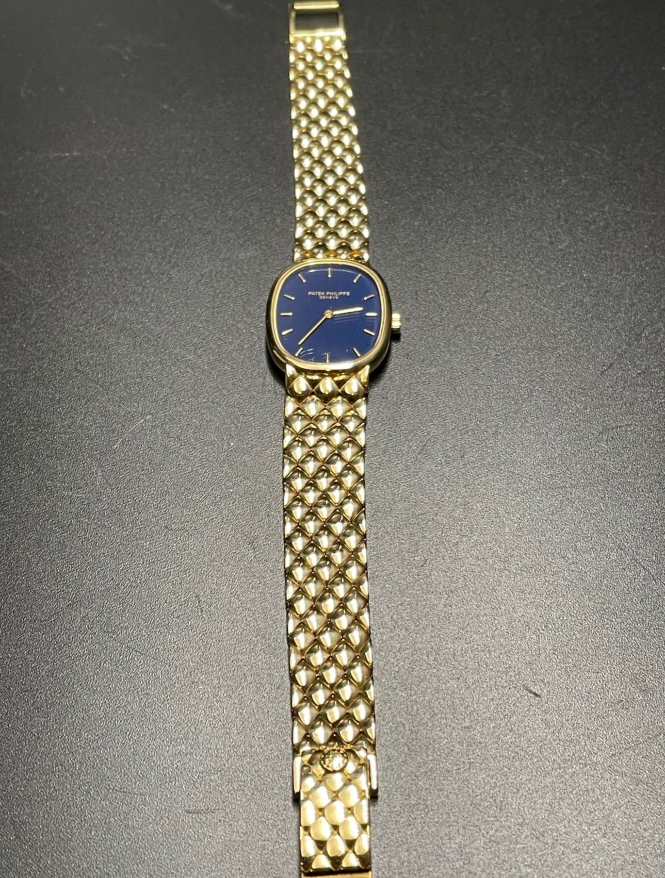 PATEK PHILIPPE ELLIPSE MINI LADY YELLOW GOLD