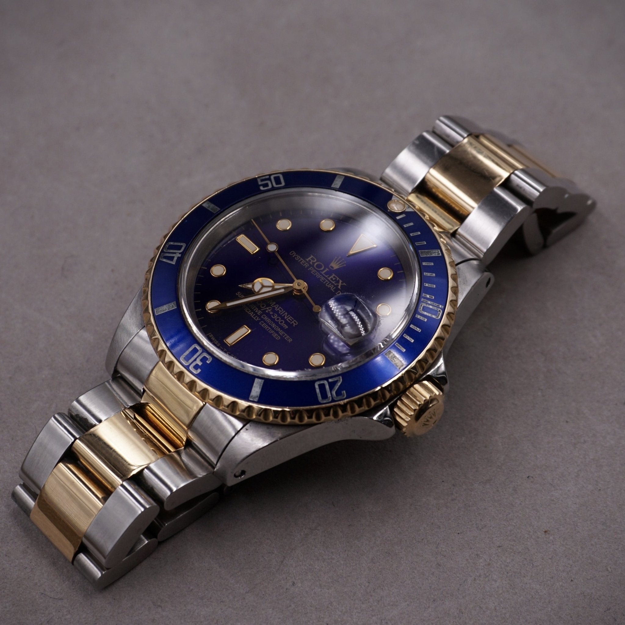 ROLEX SUBMARINER DATE OR ET ACIER BLEUE - montre vintage - Contre - Temps Paris