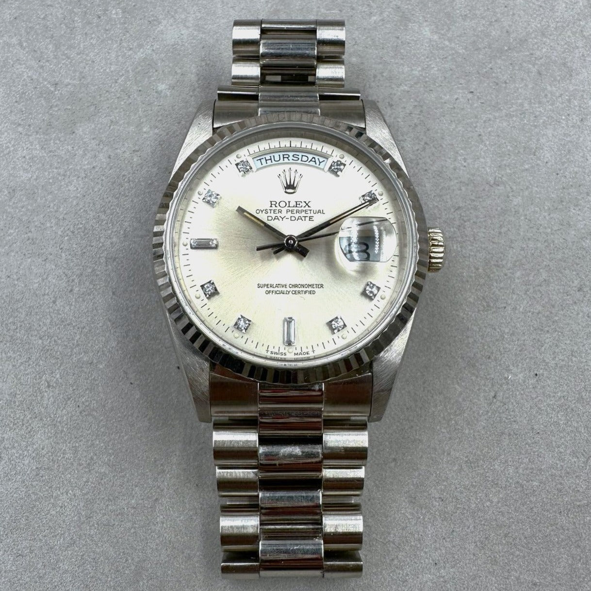 ROLEX DAY DATE OR BLANC ET DIAMANTS