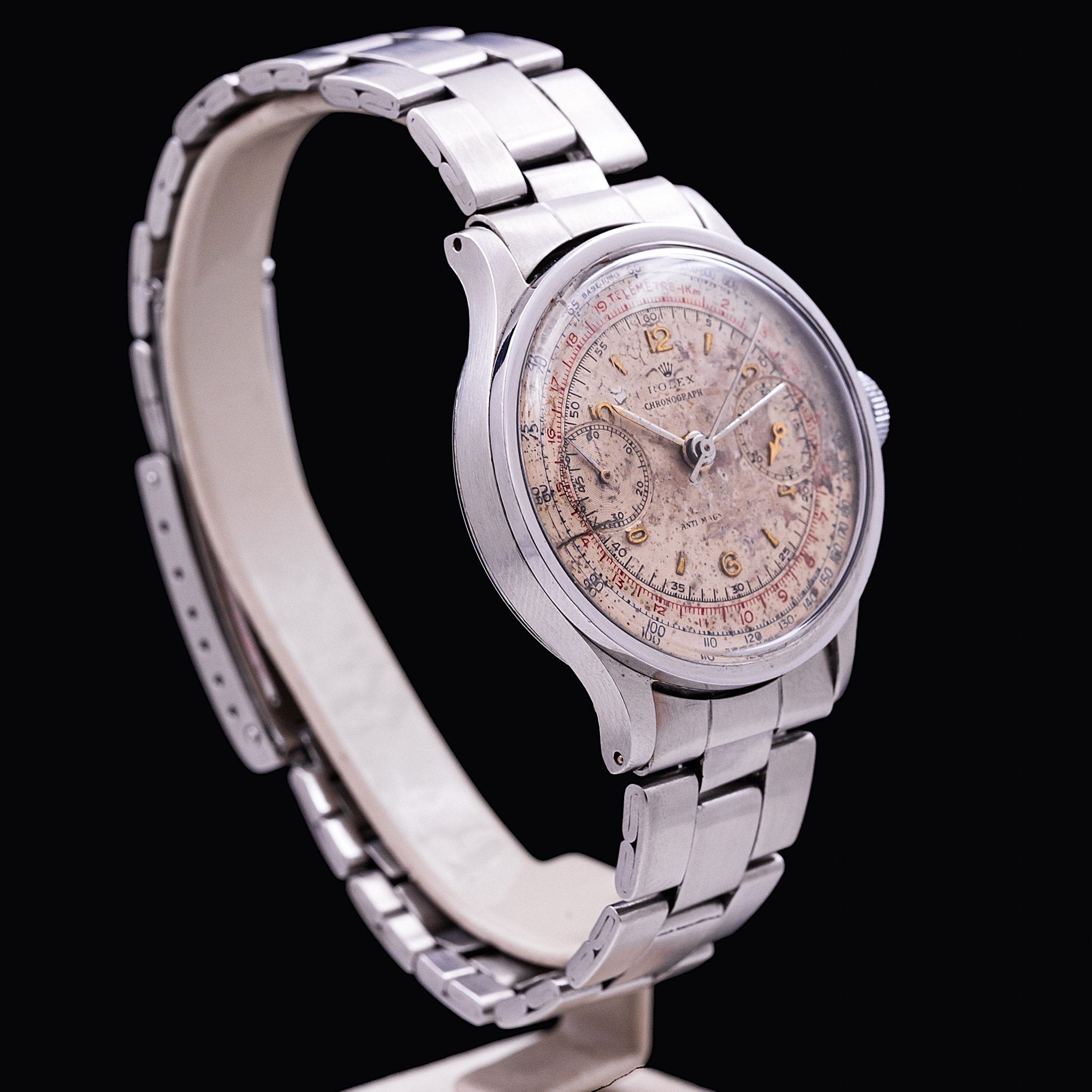 Rolex Chronograph Anti-Magnetic Ref. 2508, steel 35 mm, patinated silver two-register dial, polychrome scales, Oyster bracelet, 1940s