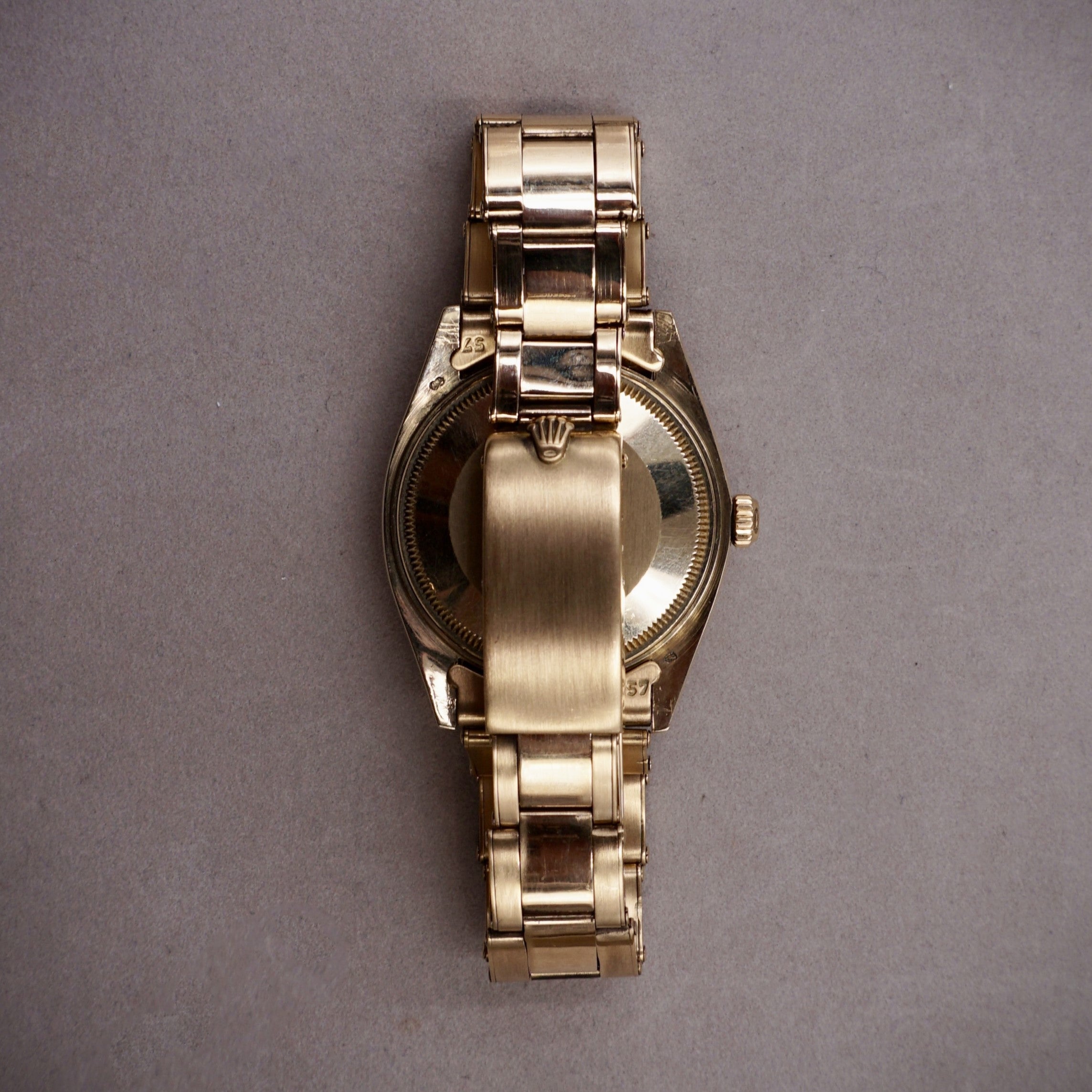 ROLEX OYSTER DATE YELLOW GOLD