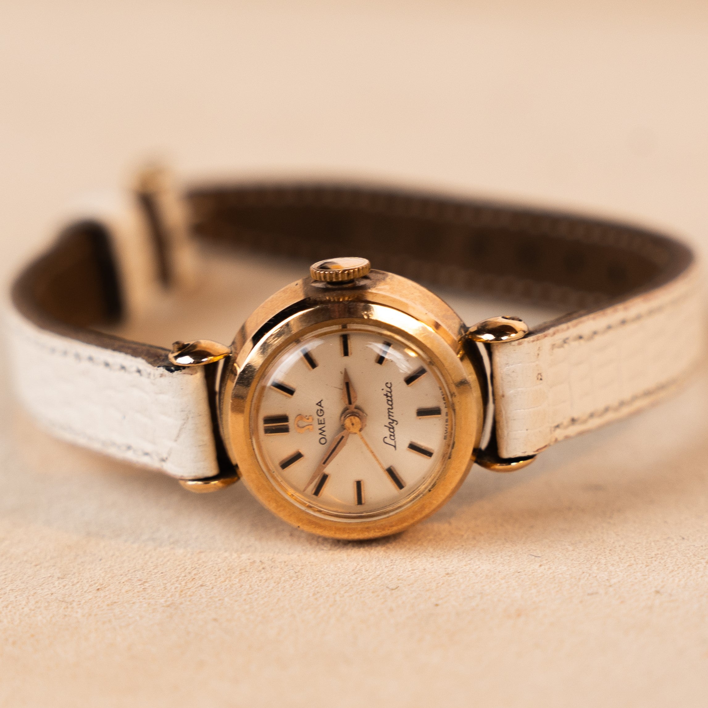 OMEGA LADYMATIC GOLD