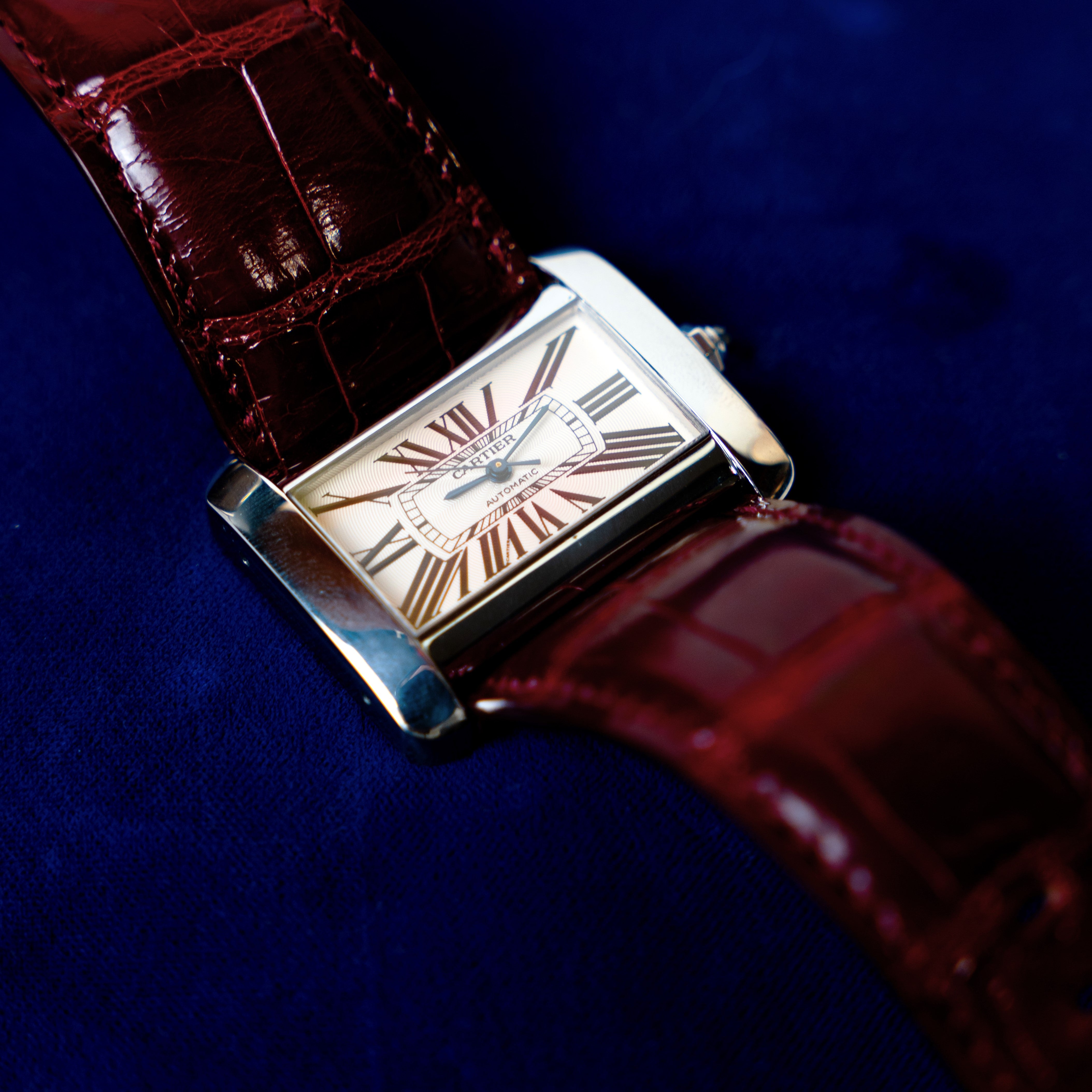 CARTIER TANK DIVAN ACIER HOMME