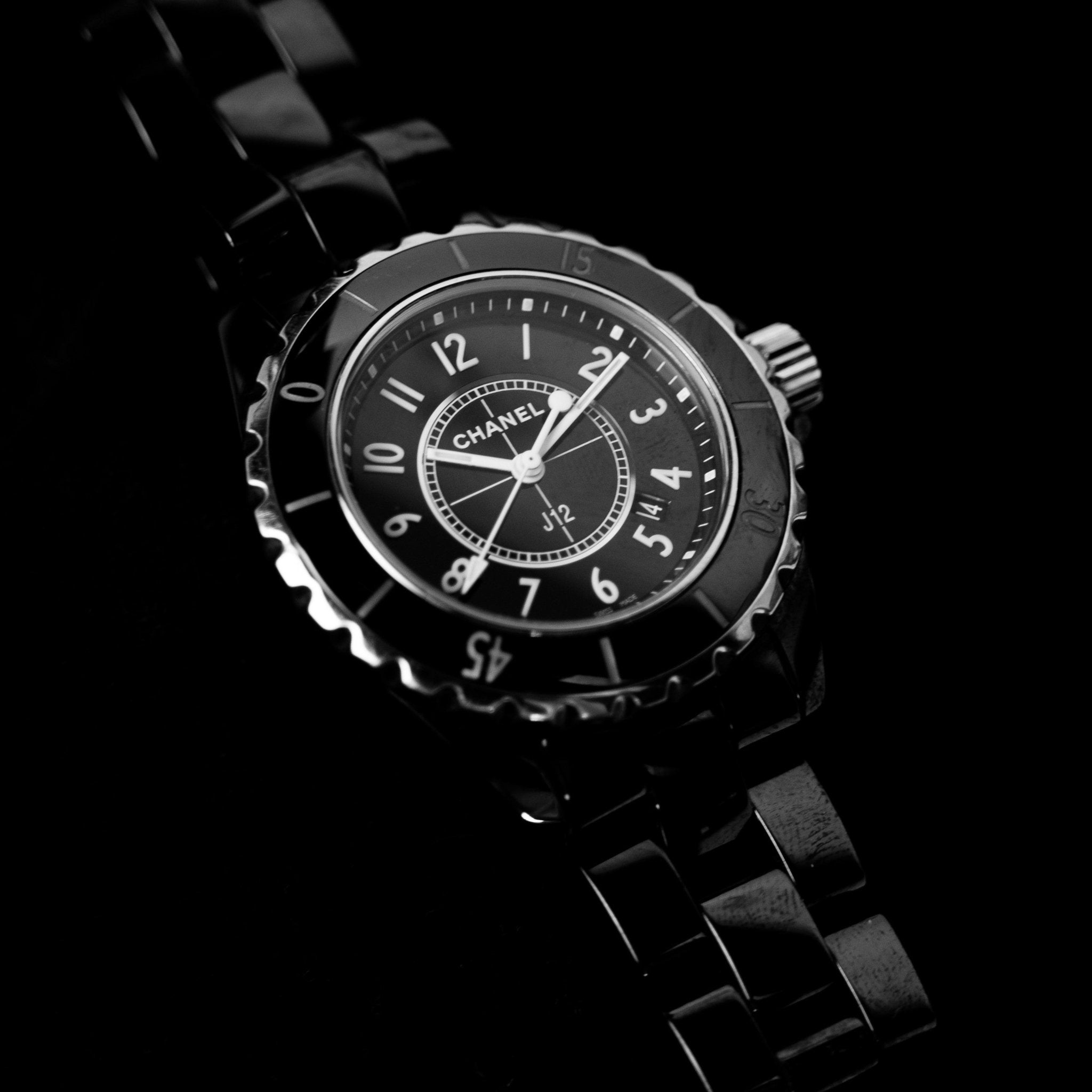 CHANEL J12 NOIRE FEMME - montre vintage - Contre - Temps Paris