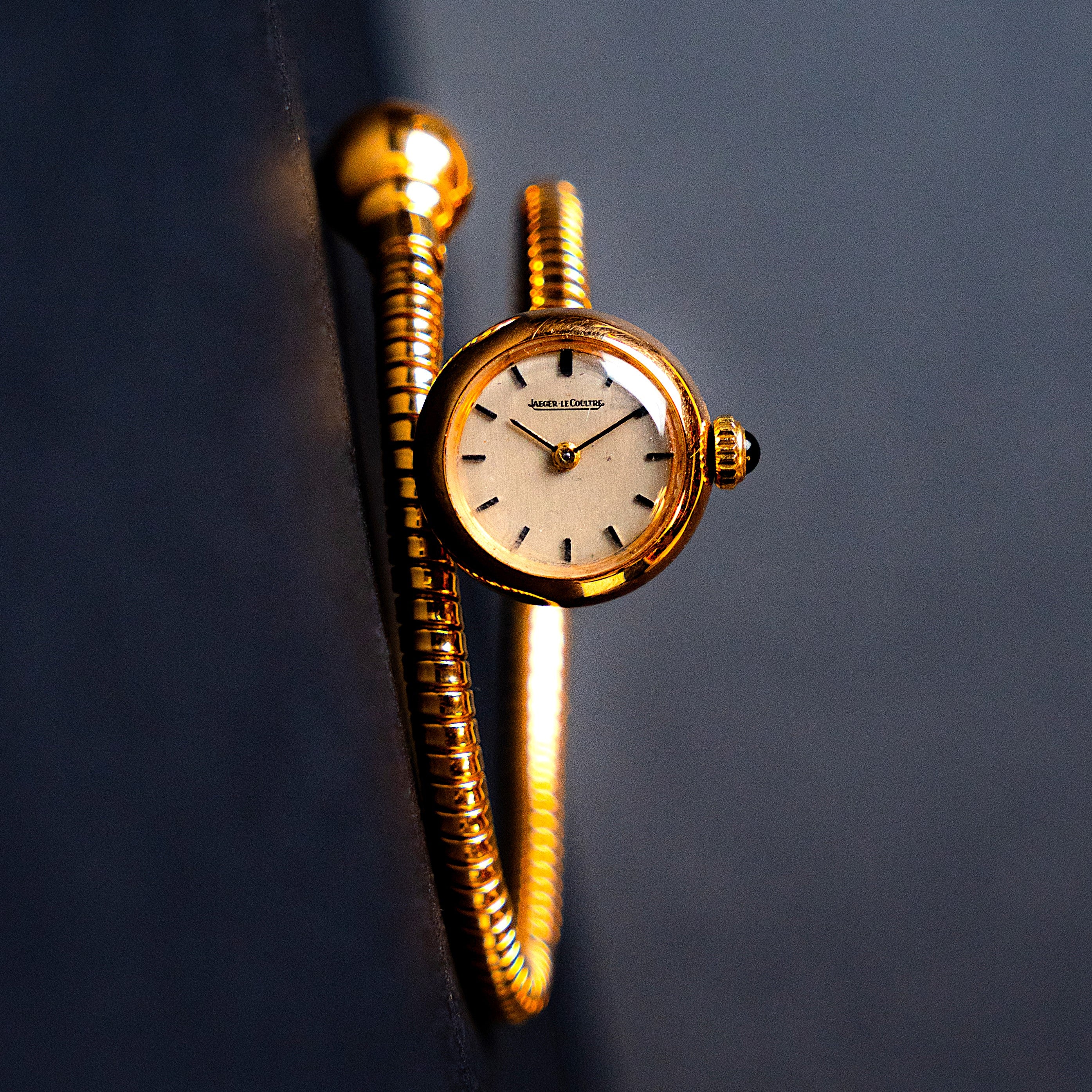 JAEGER-LECOULTRE BOULE LADY TUBOGAS GOLD