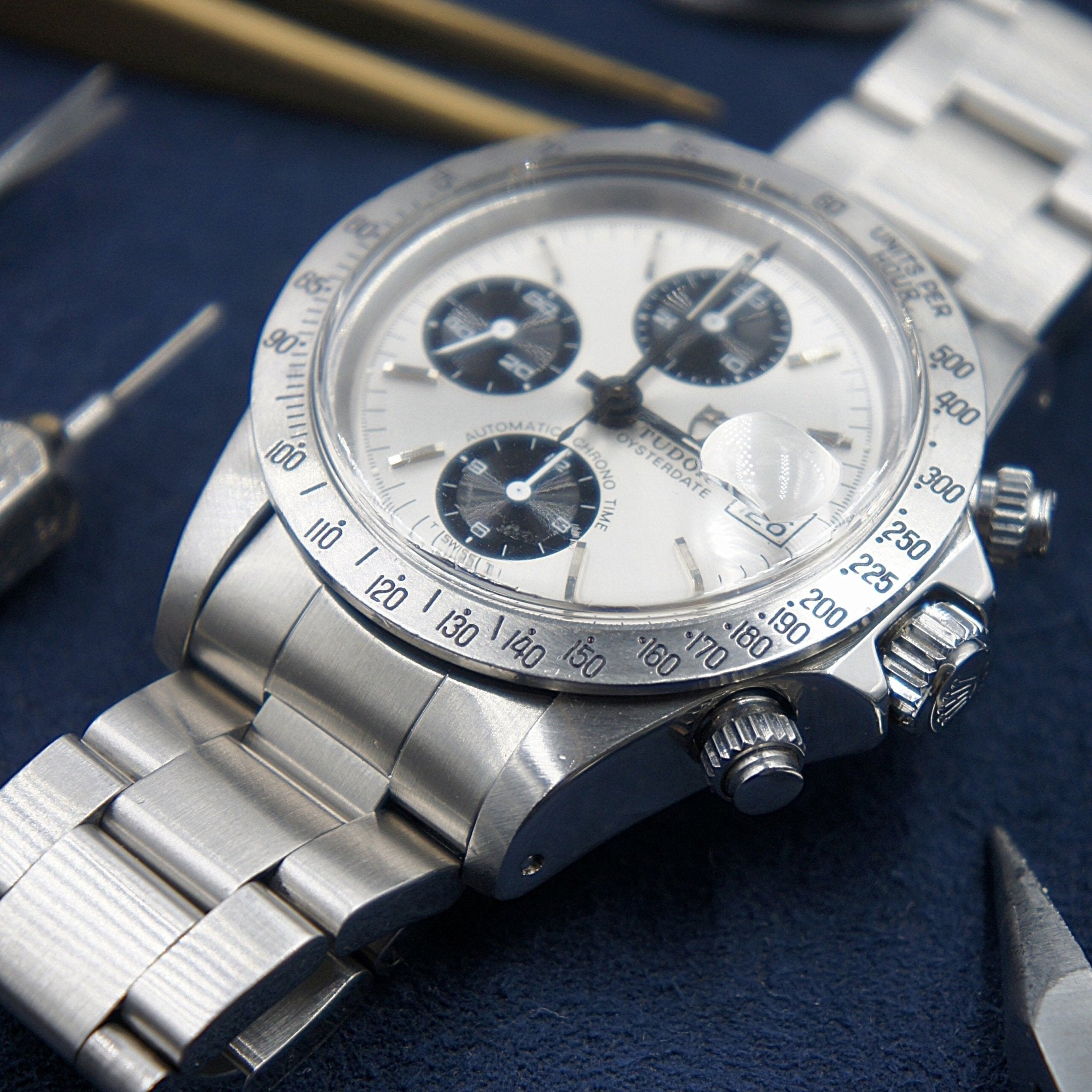 TUDOR CHRONOGRAPHE OYSTERDATE "BIG BLOCK" - montre vintage - Contre - Temps Paris