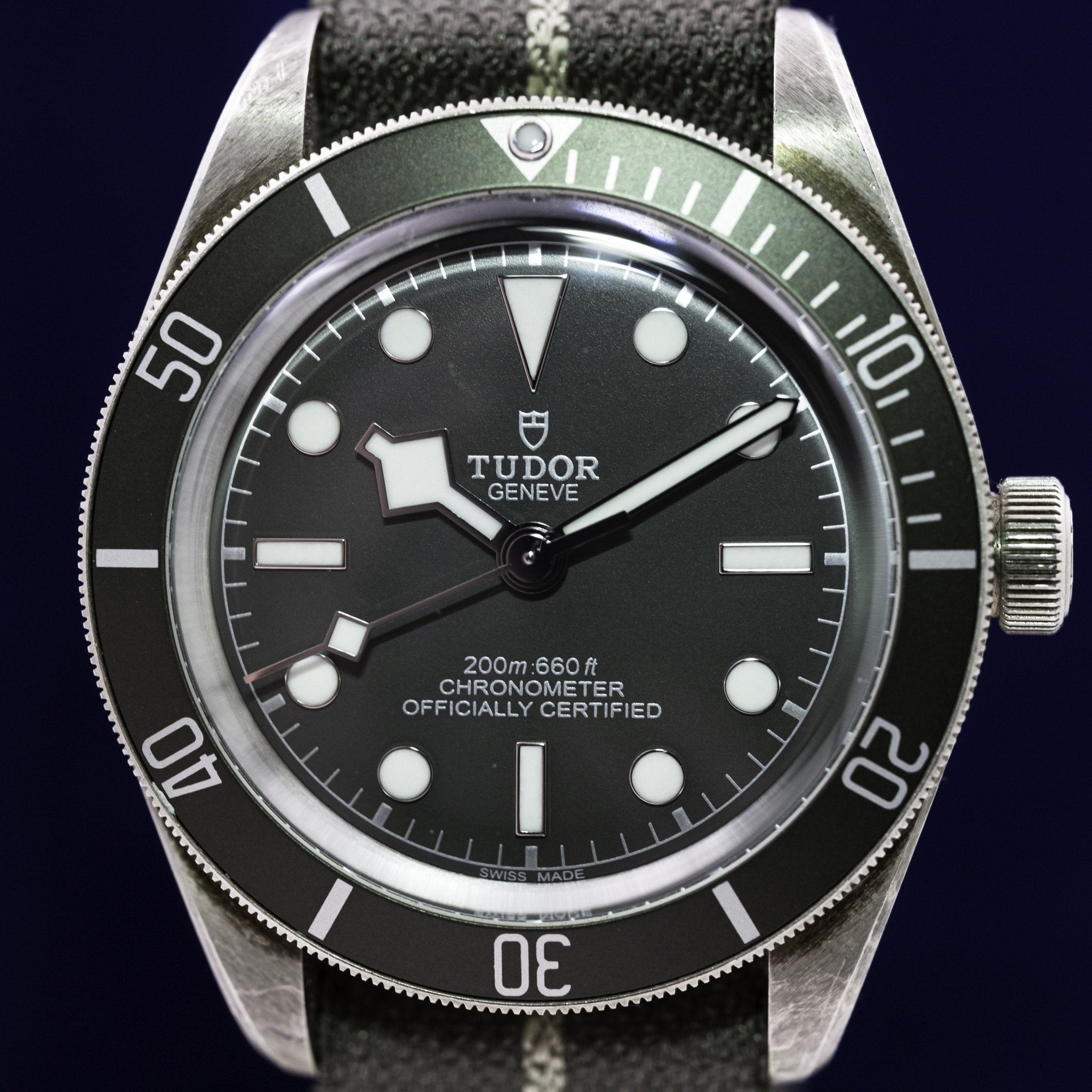 TUDOR BLACK BAY FIFTY - EIGHT ARGENT - montre vintage - Contre - Temps Paris