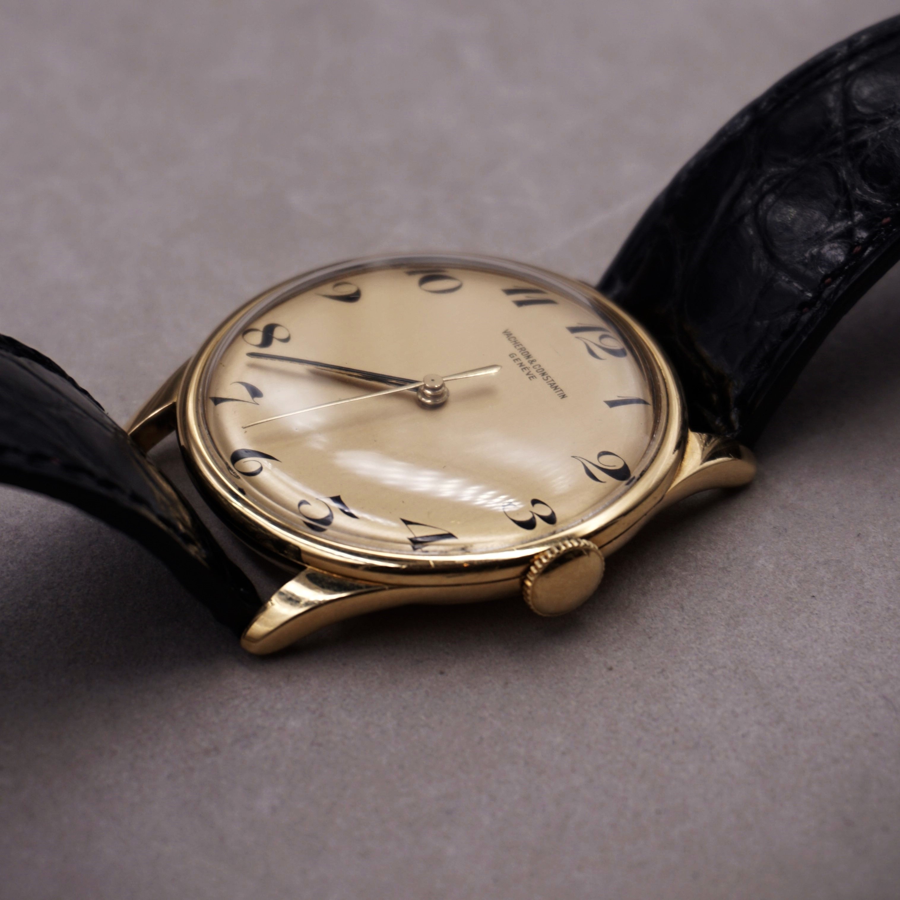 VACHERON CONSTANTIN CLASSIC DRESSED IN GOLD